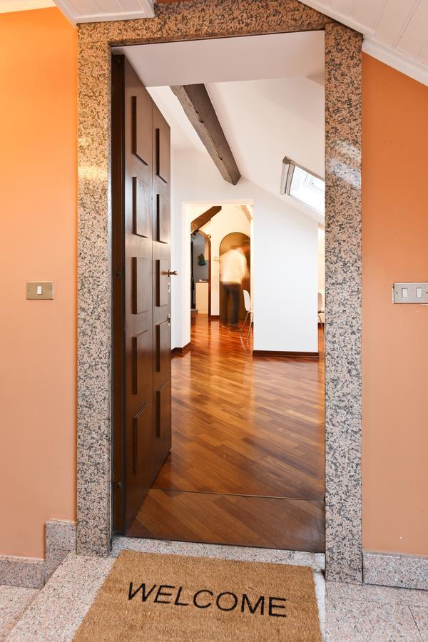 Olivia'S Nest In Downtown Apartment Милано Екстериор снимка
