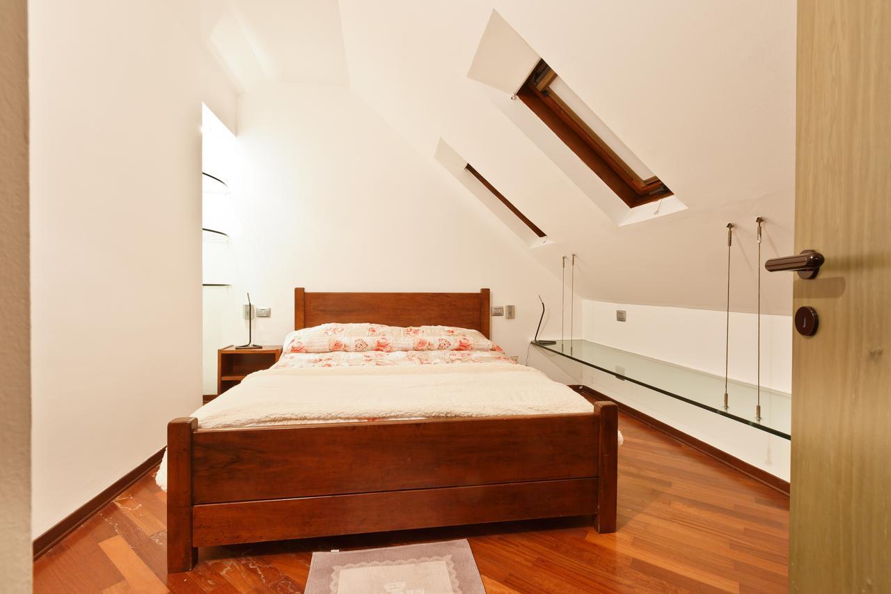 Olivia'S Nest In Downtown Apartment Милано Екстериор снимка